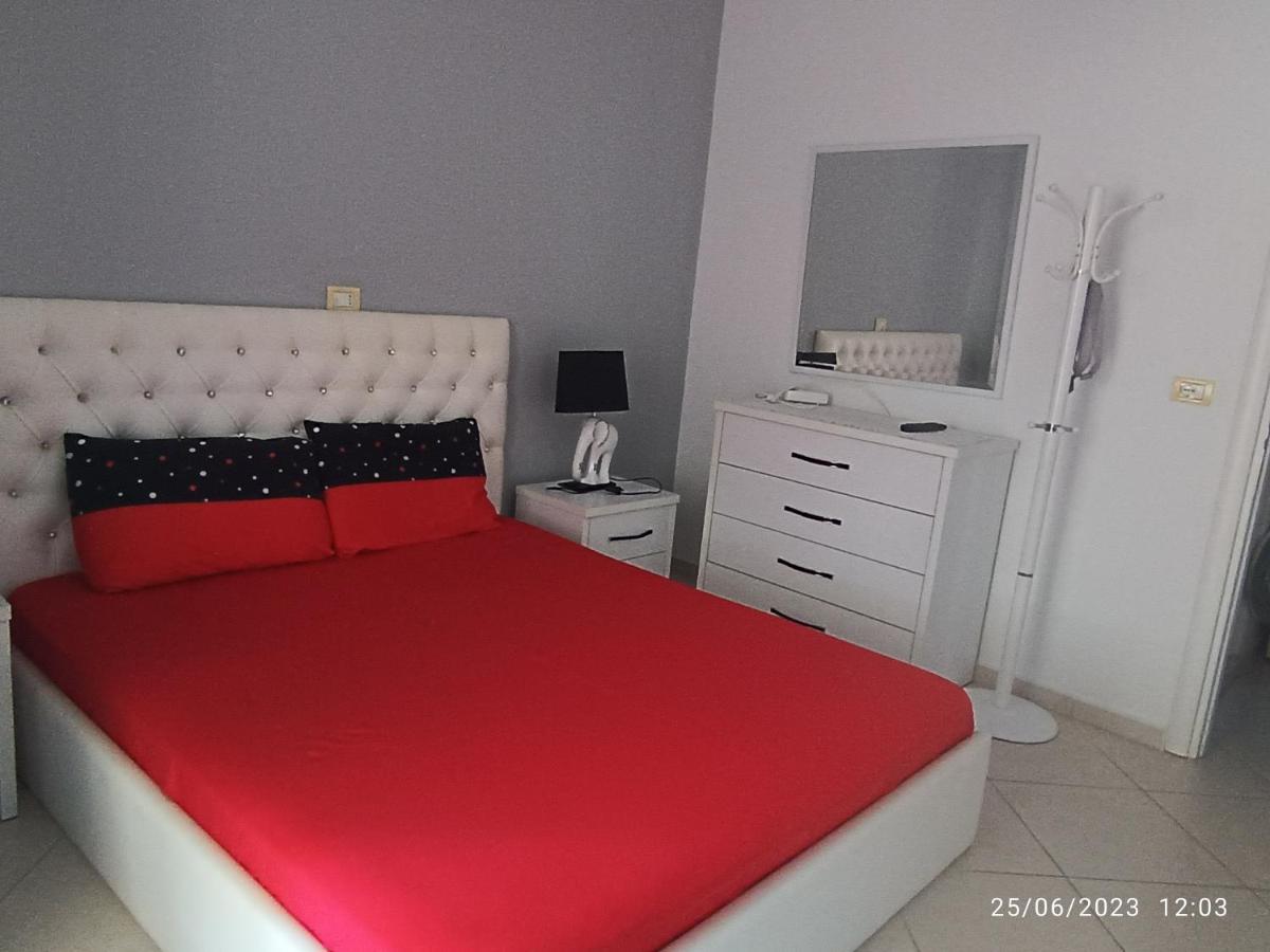 Marinela Apartment Sarandë Exterior foto