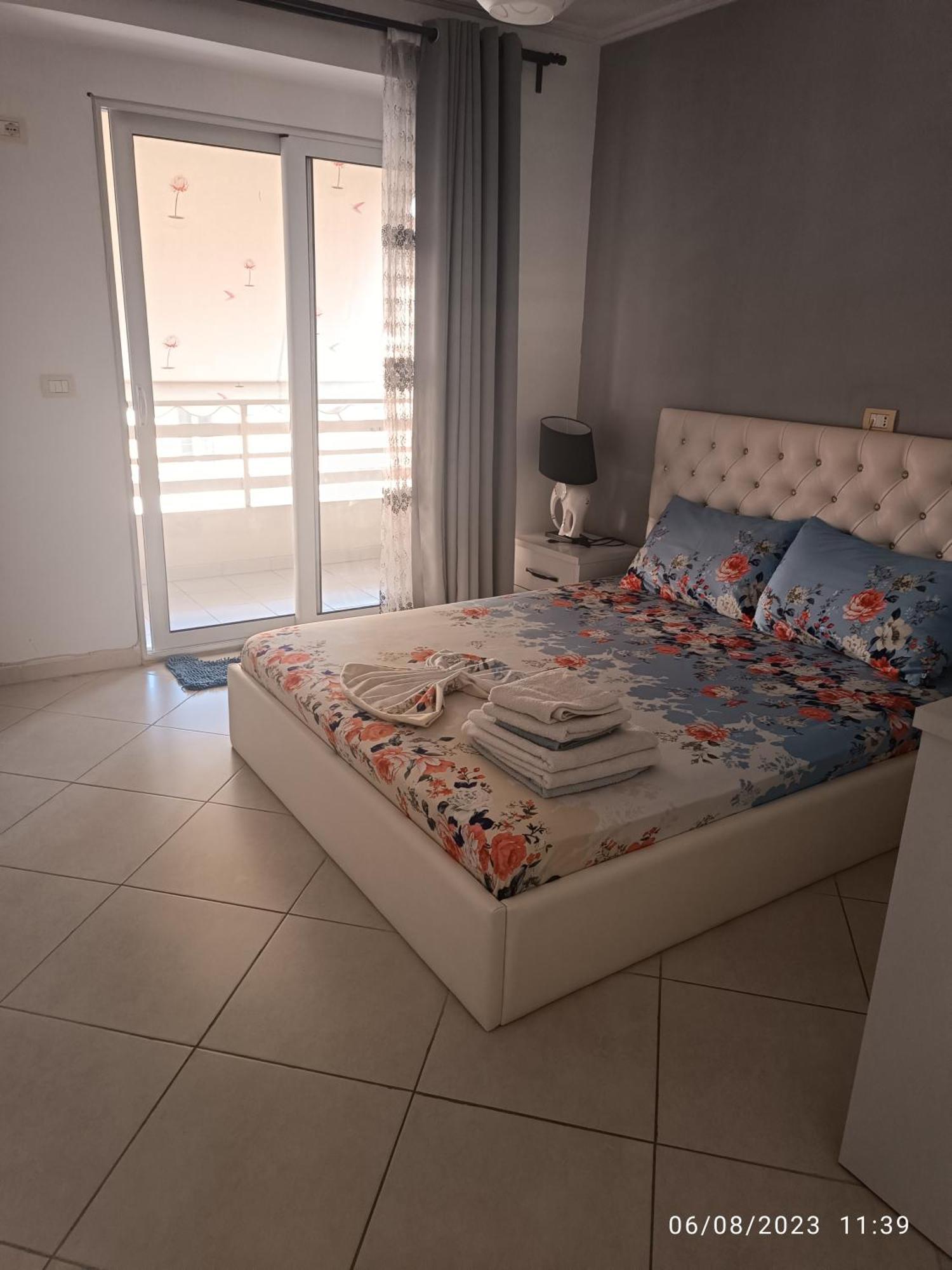 Marinela Apartment Sarandë Exterior foto